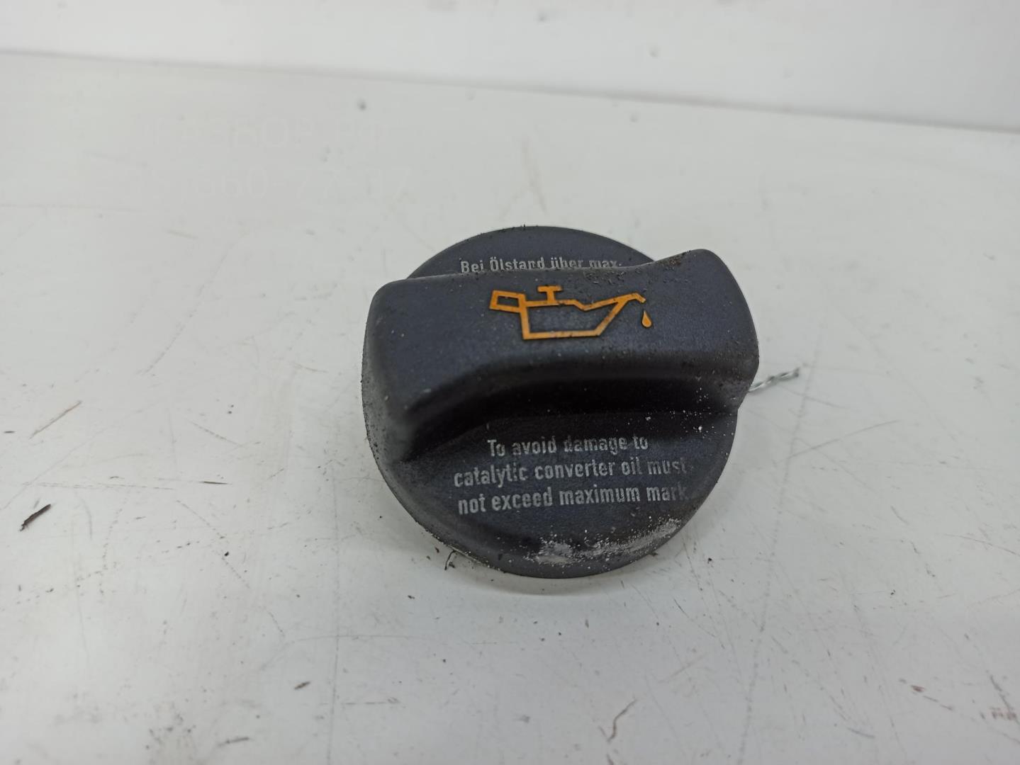 Крышка маслозаливной горловины