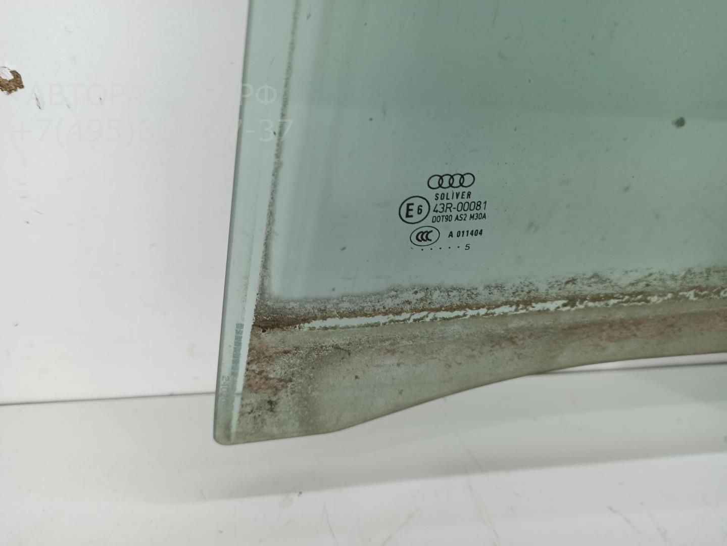 Стекло двери задней левой