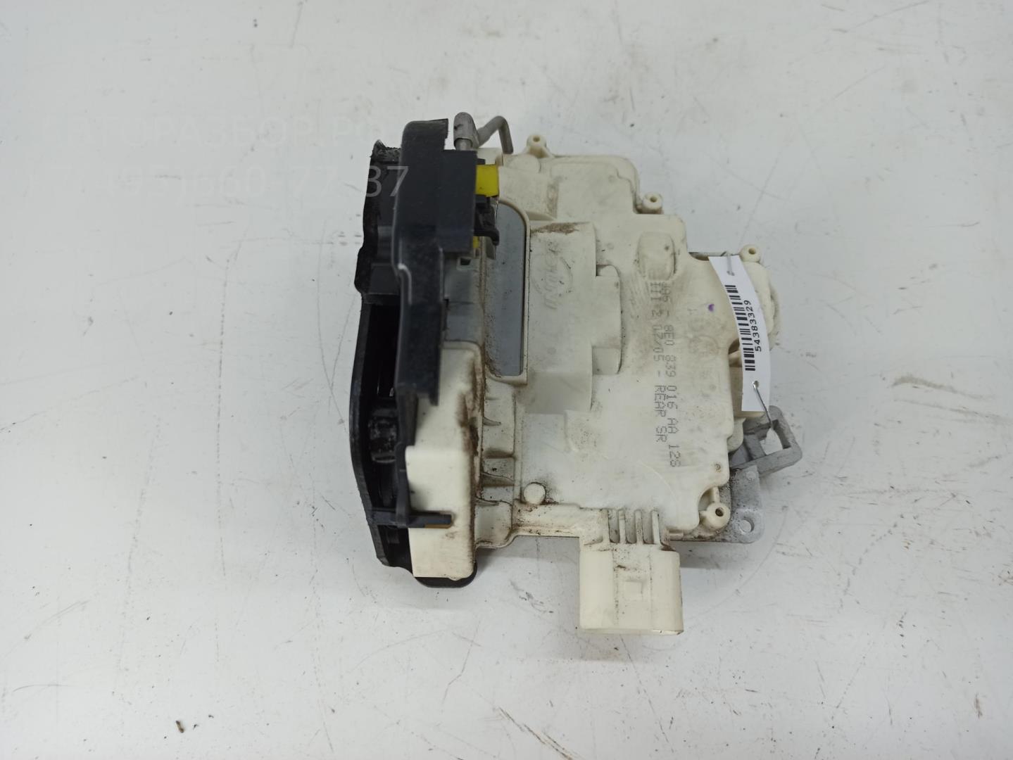 Замок двери задней правой