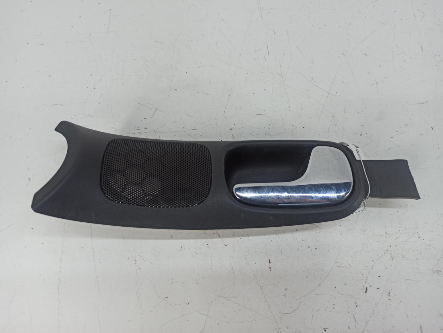 Ручка двери передней внутренняя правая