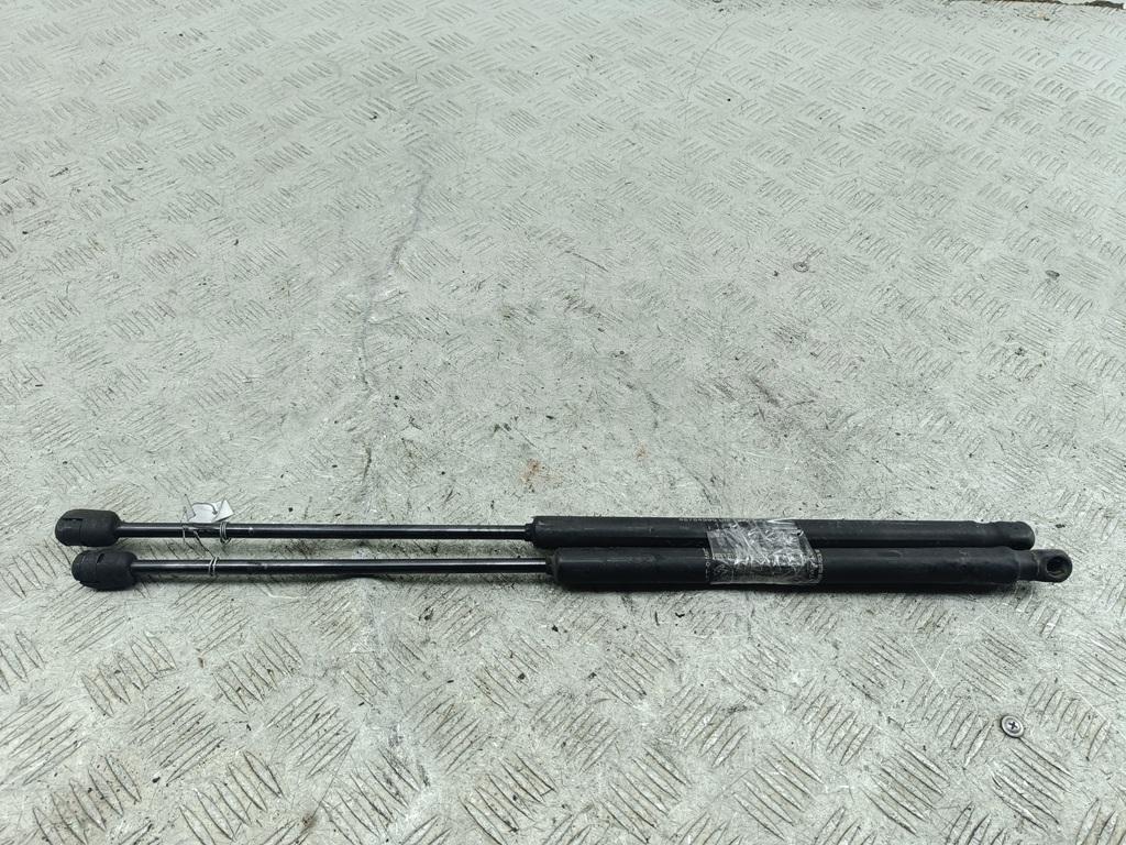 Амортизатор капота