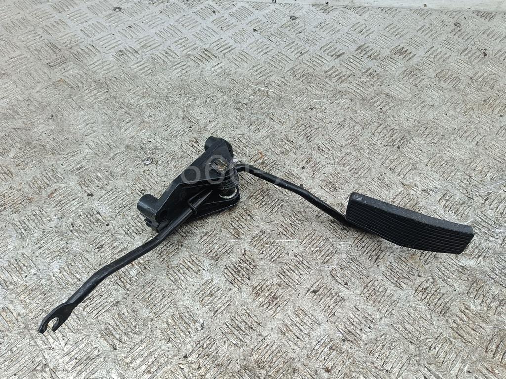 Педаль газа