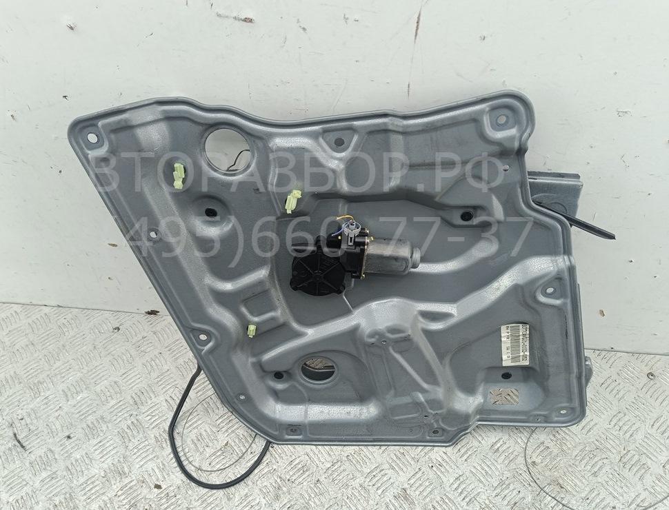 Стеклоподъемник электр. передний правый