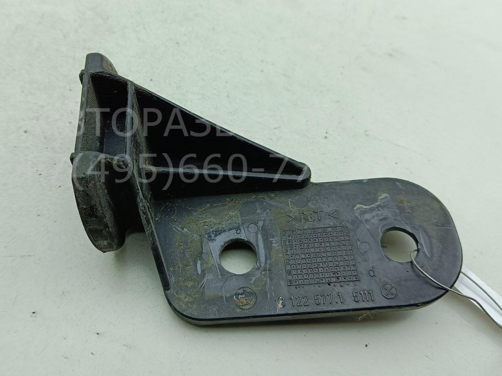 Кронштейн переднего бампера левый