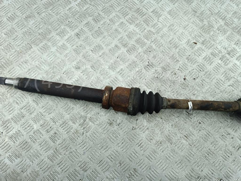 Полуось передняя правая
