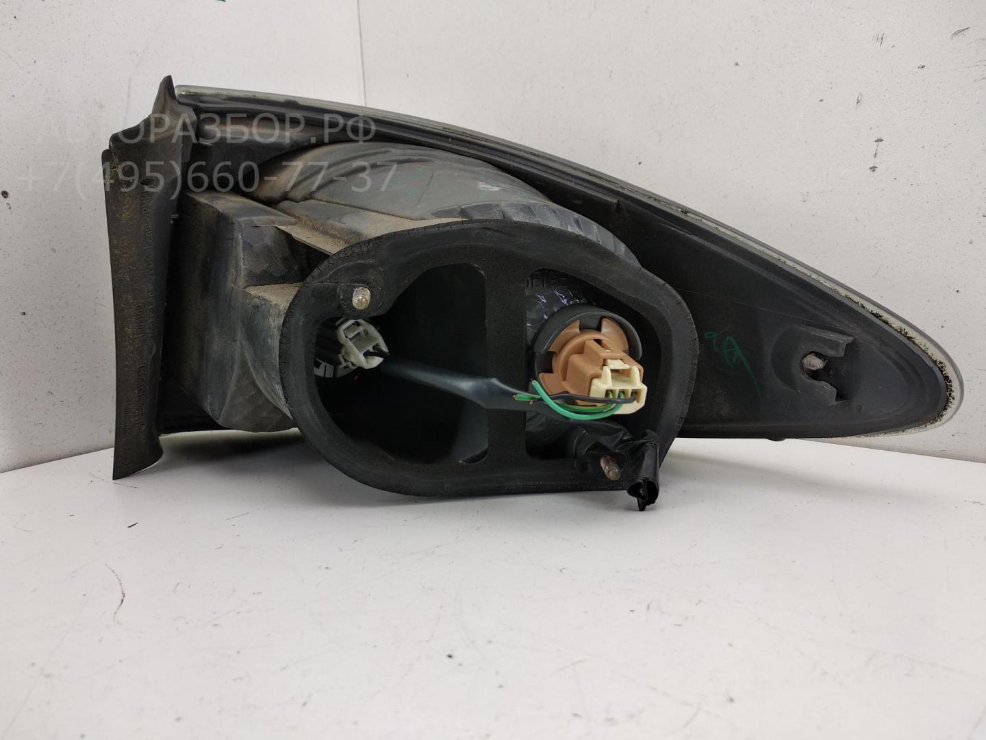 Фонарь задний левый