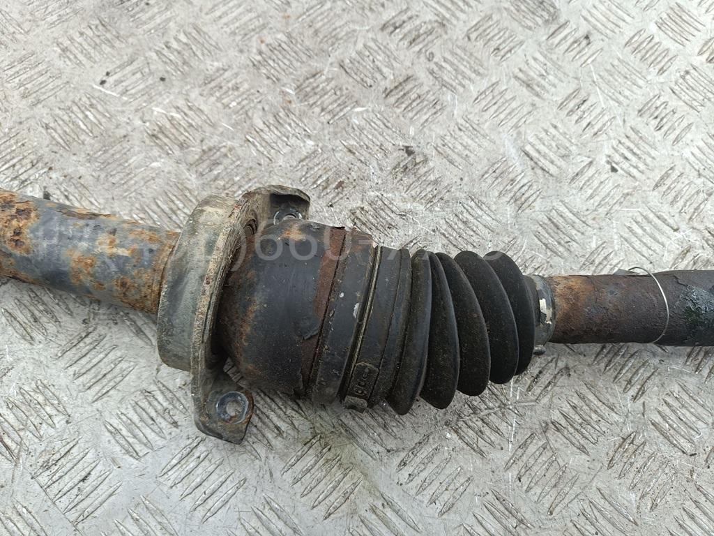 Полуось передняя правая