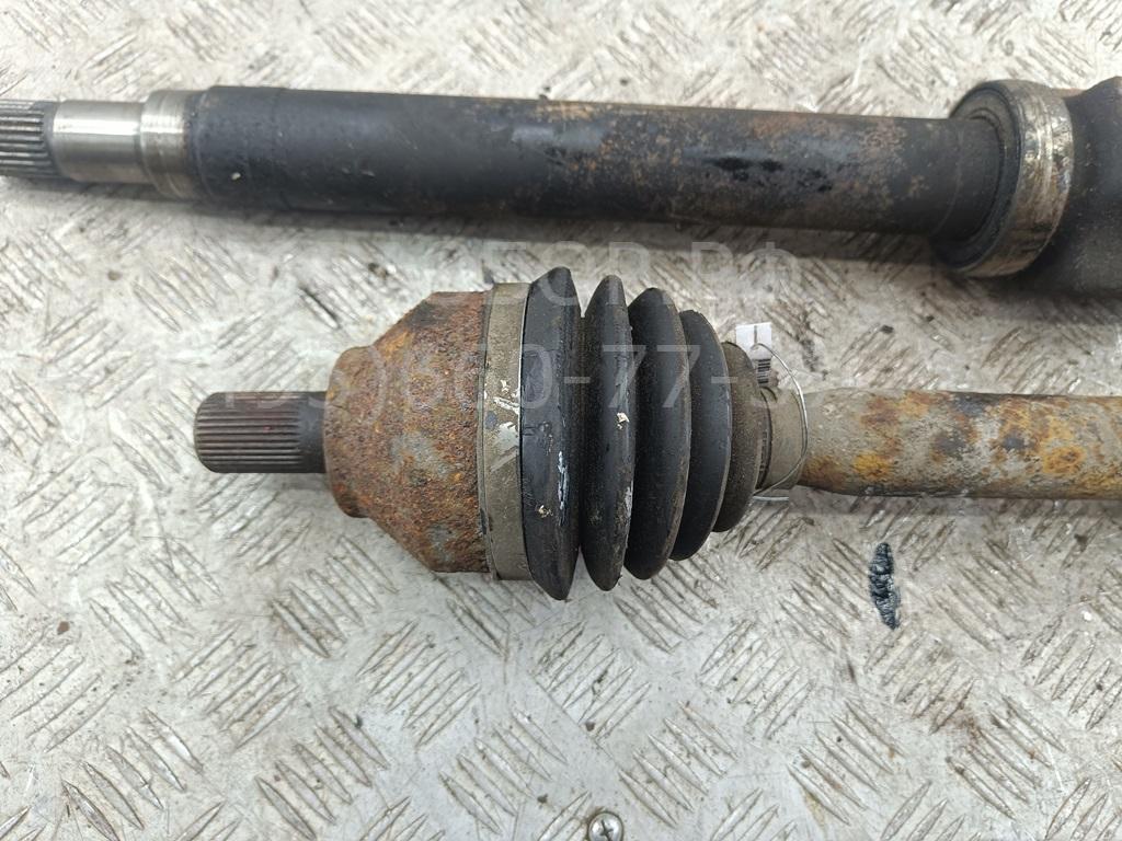 Полуось передняя правая