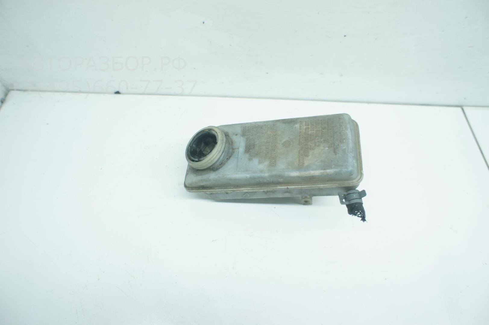 Бачок главного тормозного цилиндра