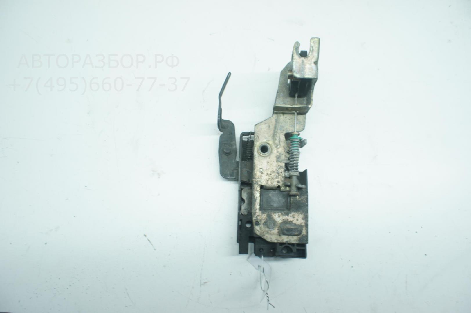 Замок двери передней правой