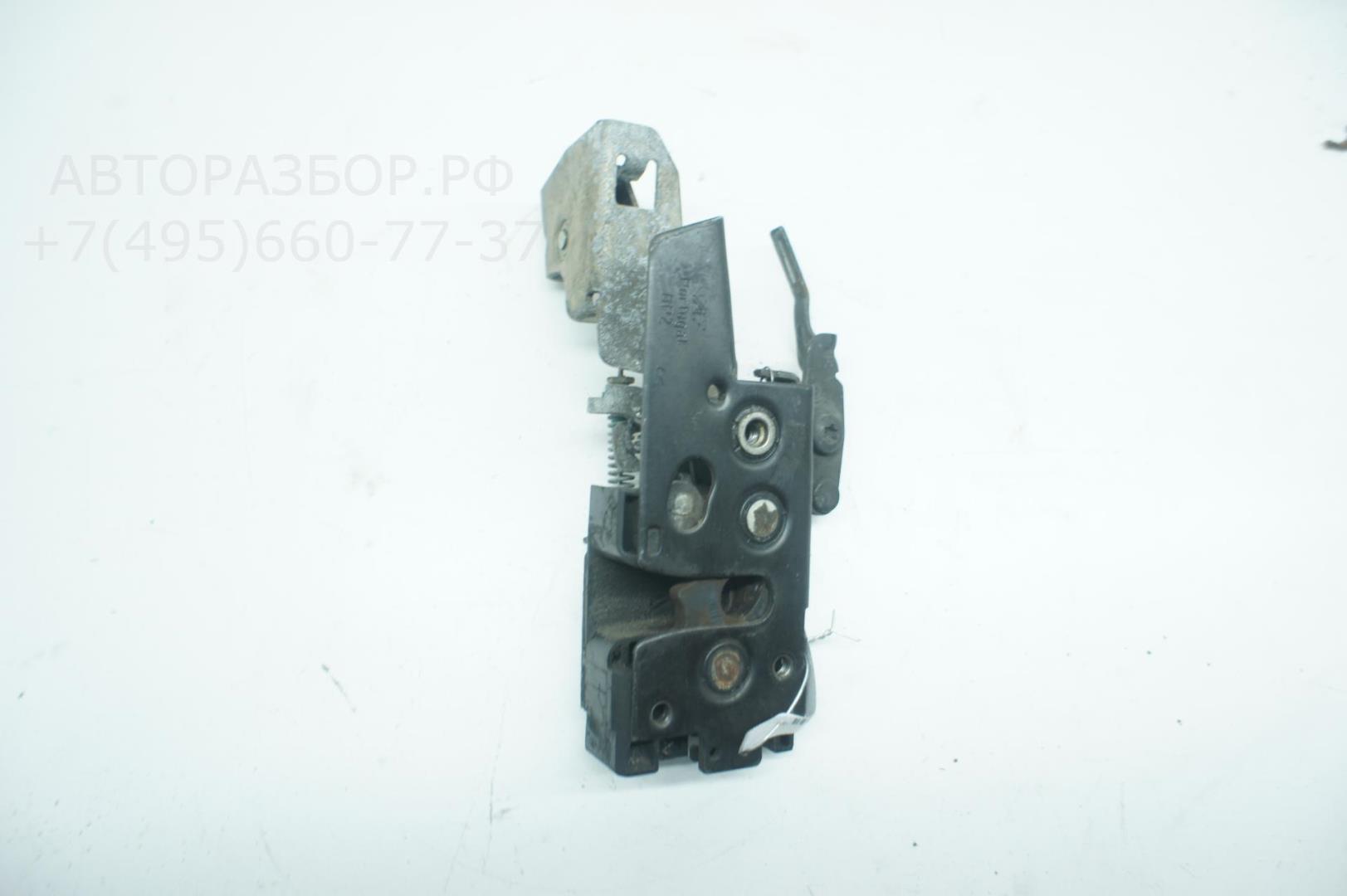 Замок двери передней правой