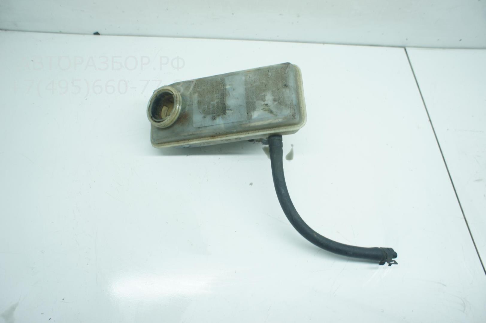 Бачок главного тормозного цилиндра