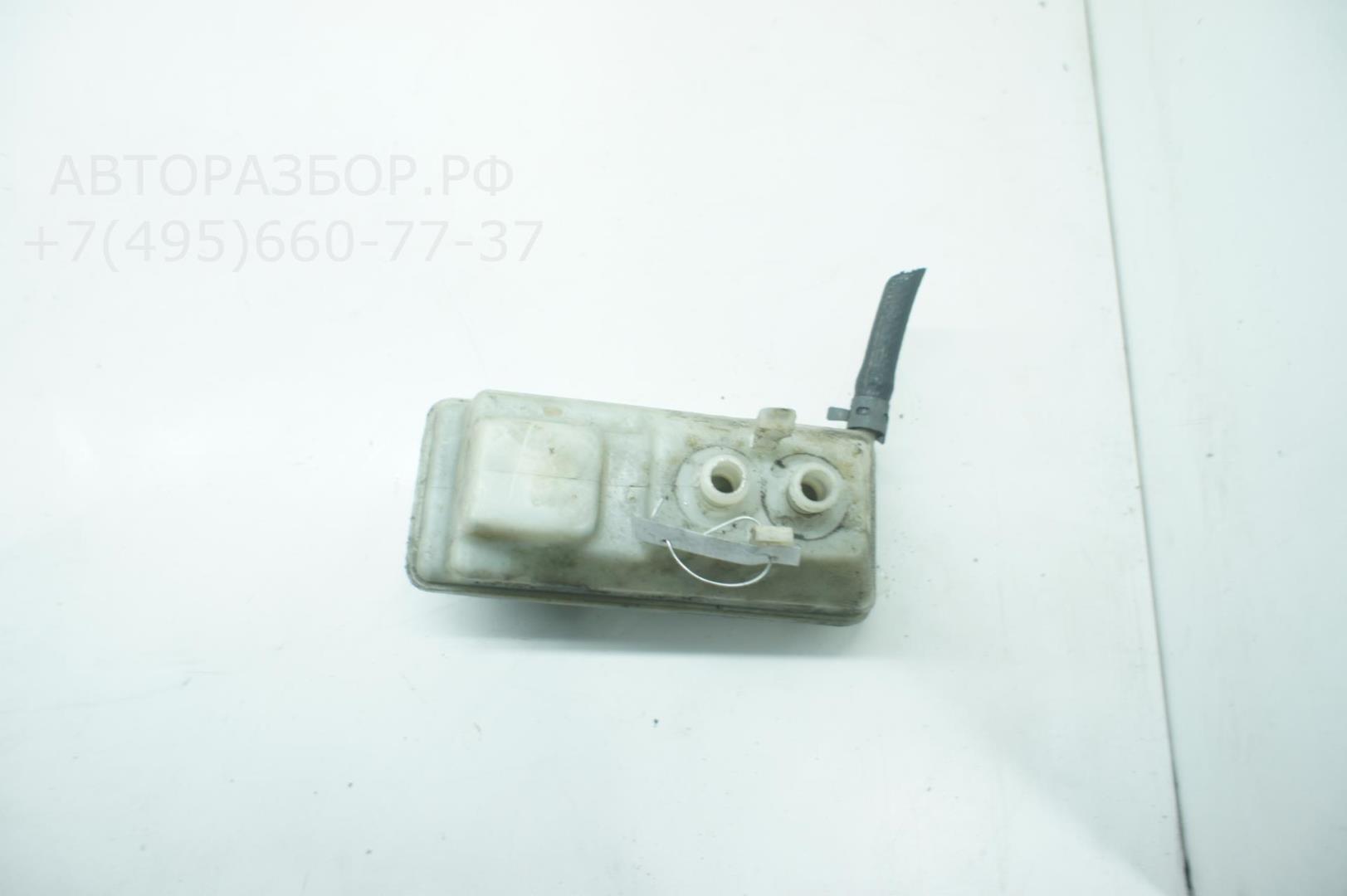 Бачок главного тормозного цилиндра