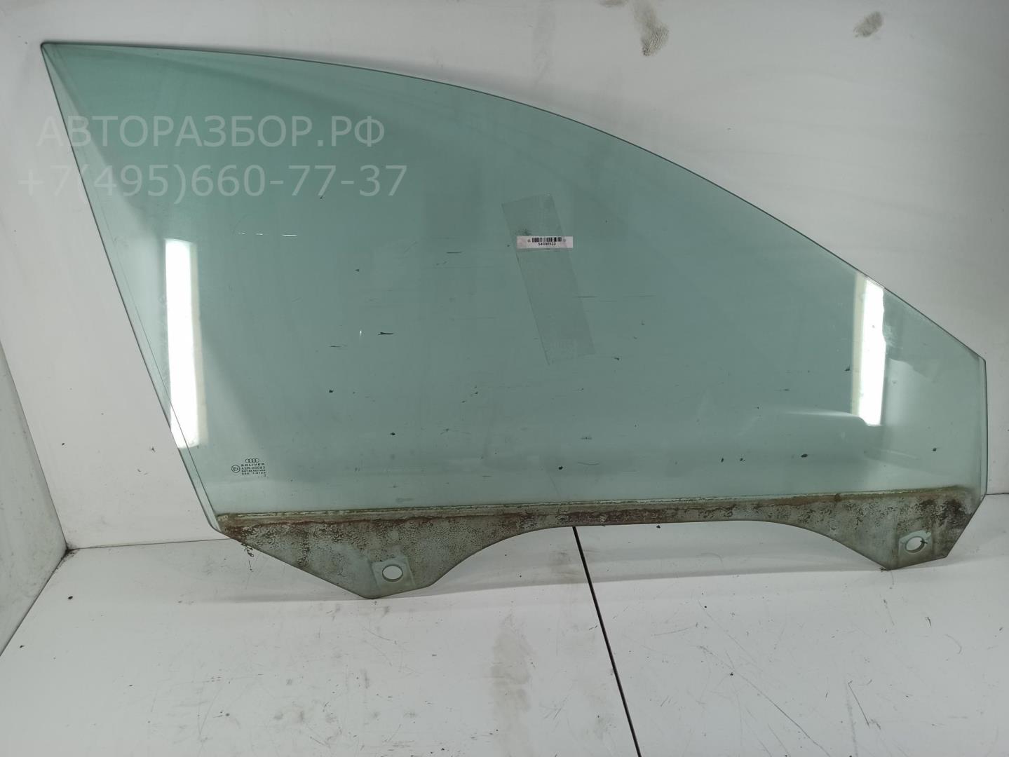 Стекло двери передней правой