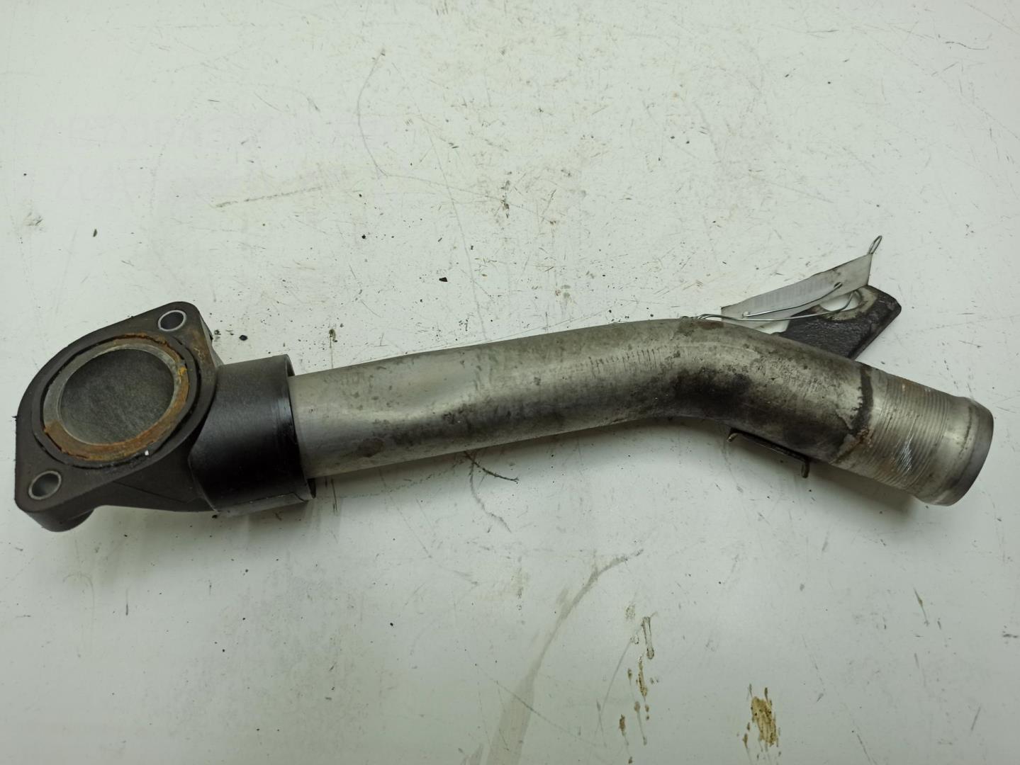 Трубка системы охлаждения