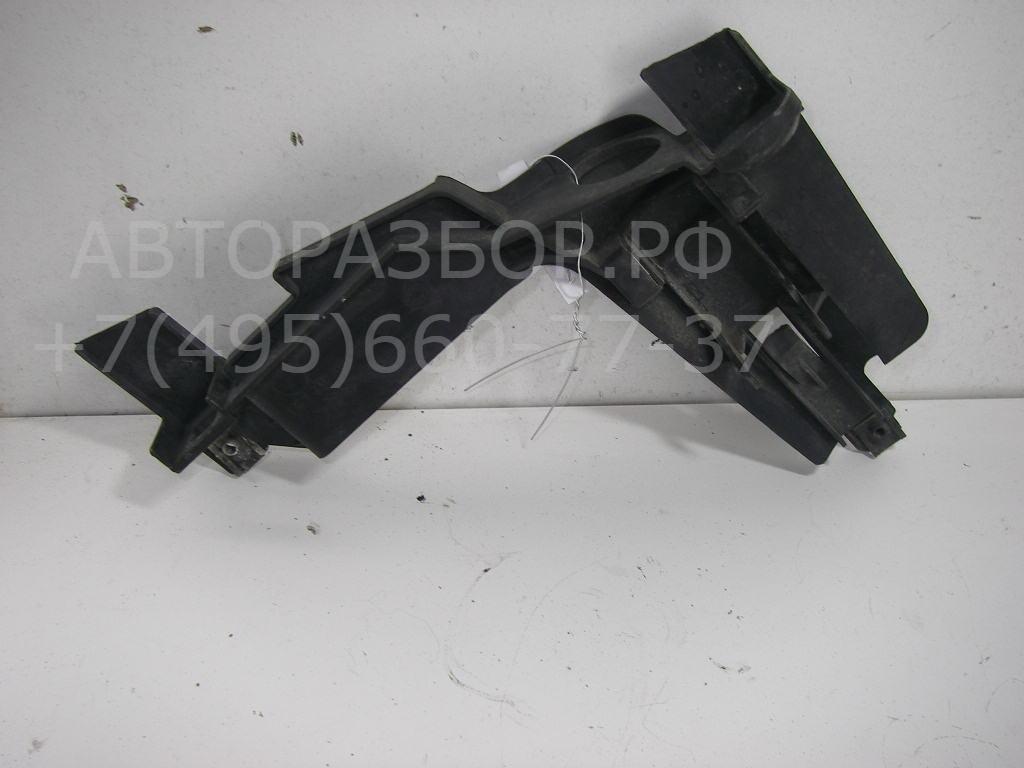 Крепеж фары