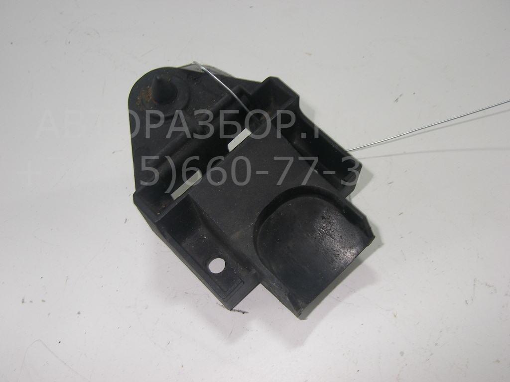 Кронштейн радиатора