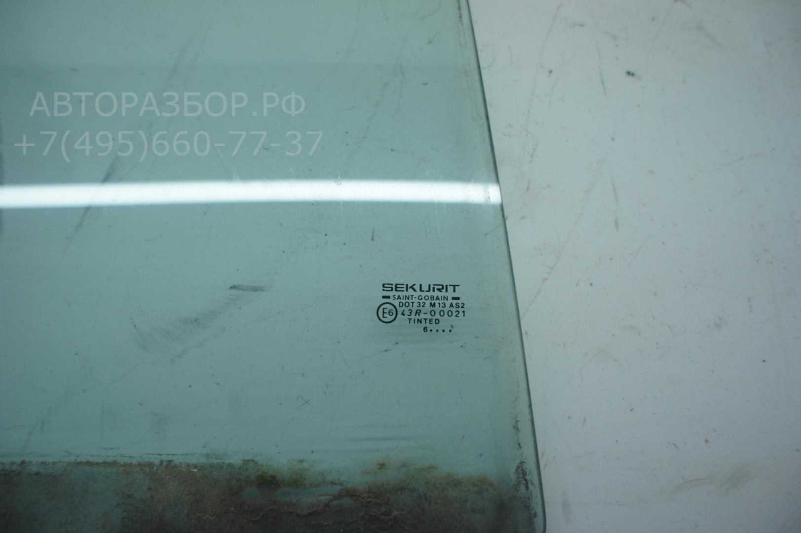 Стекло двери задней правой