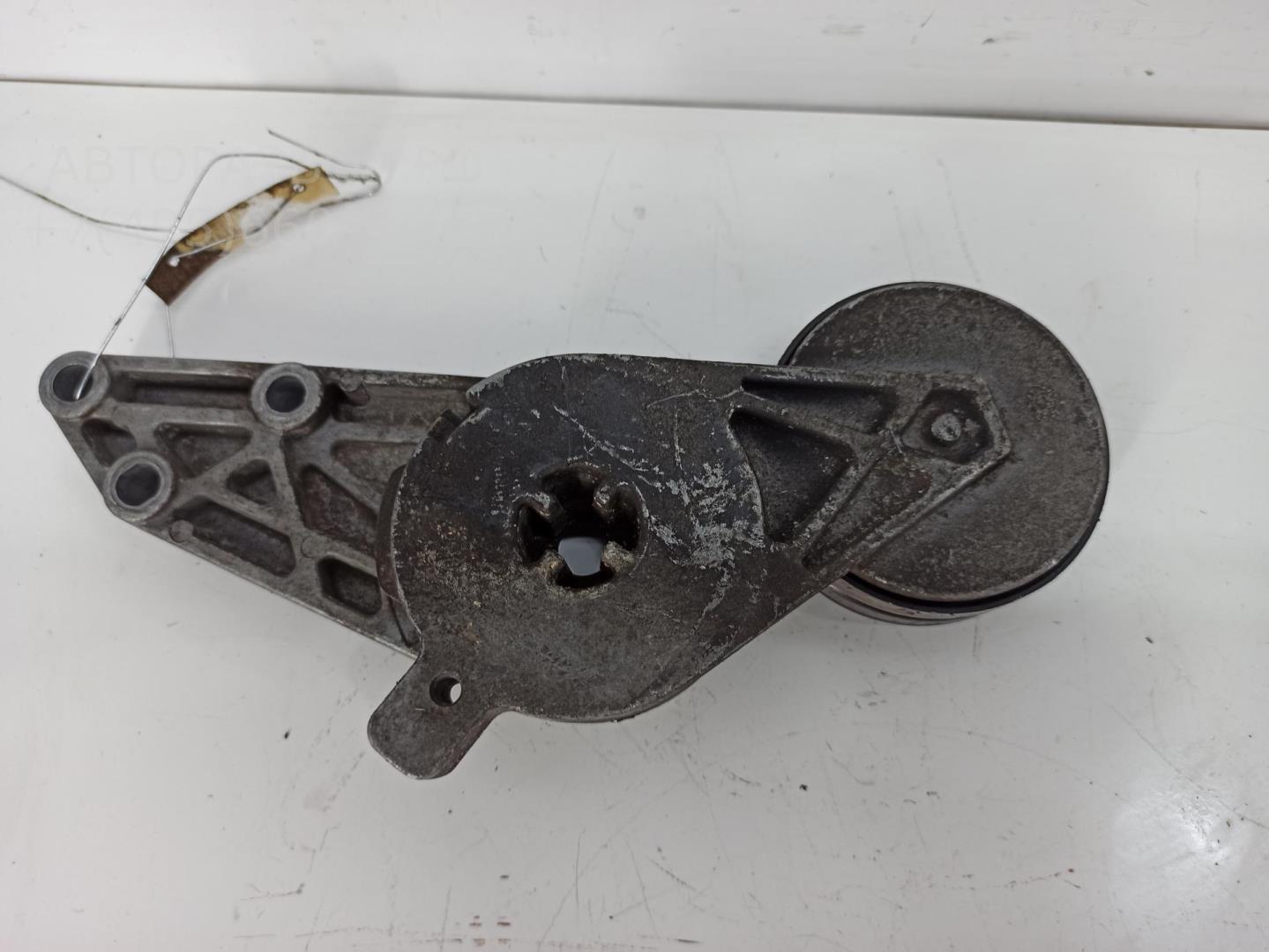 Механизм натяжения ремня ГРМ