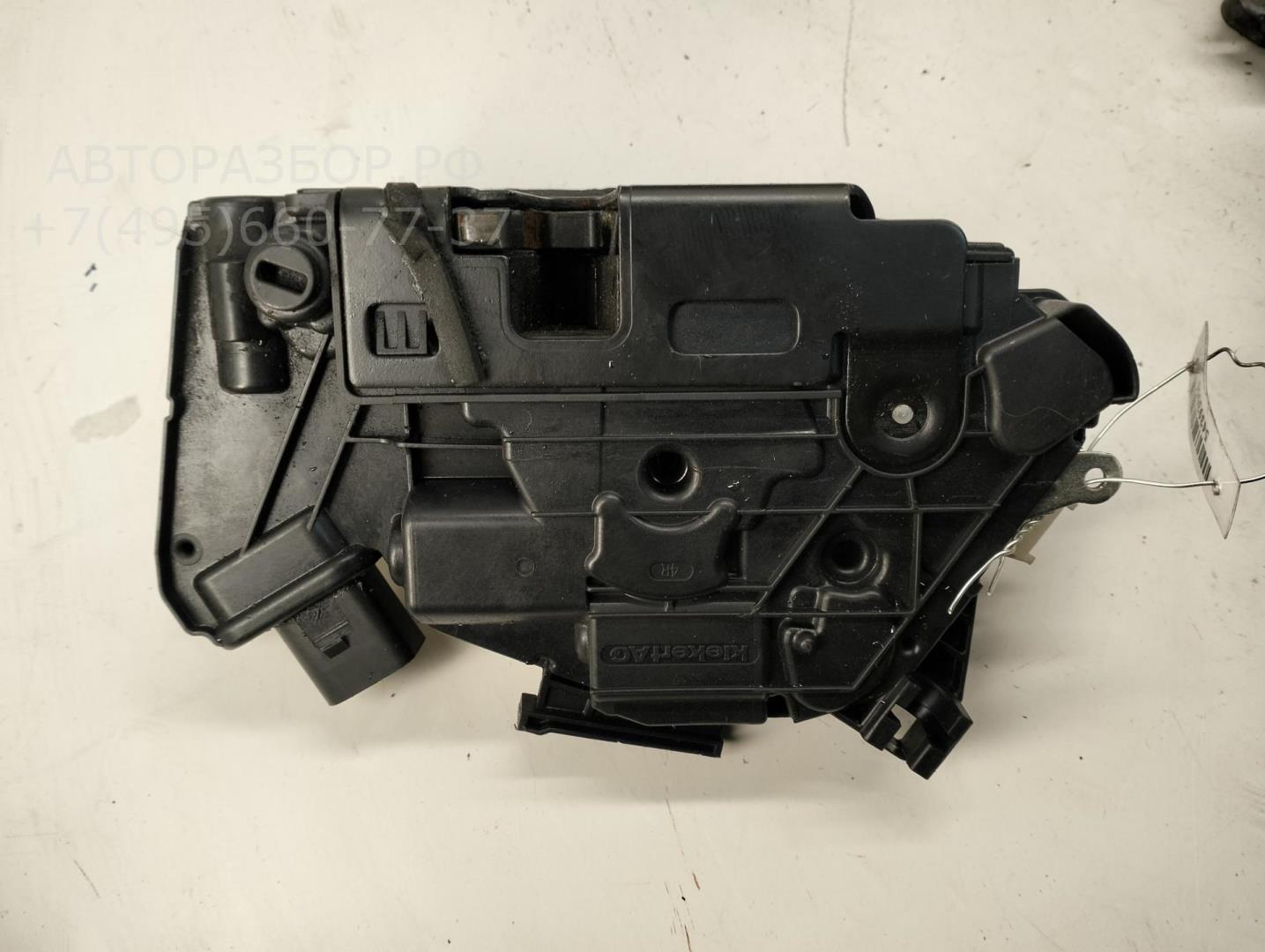 Замок двери задней правой