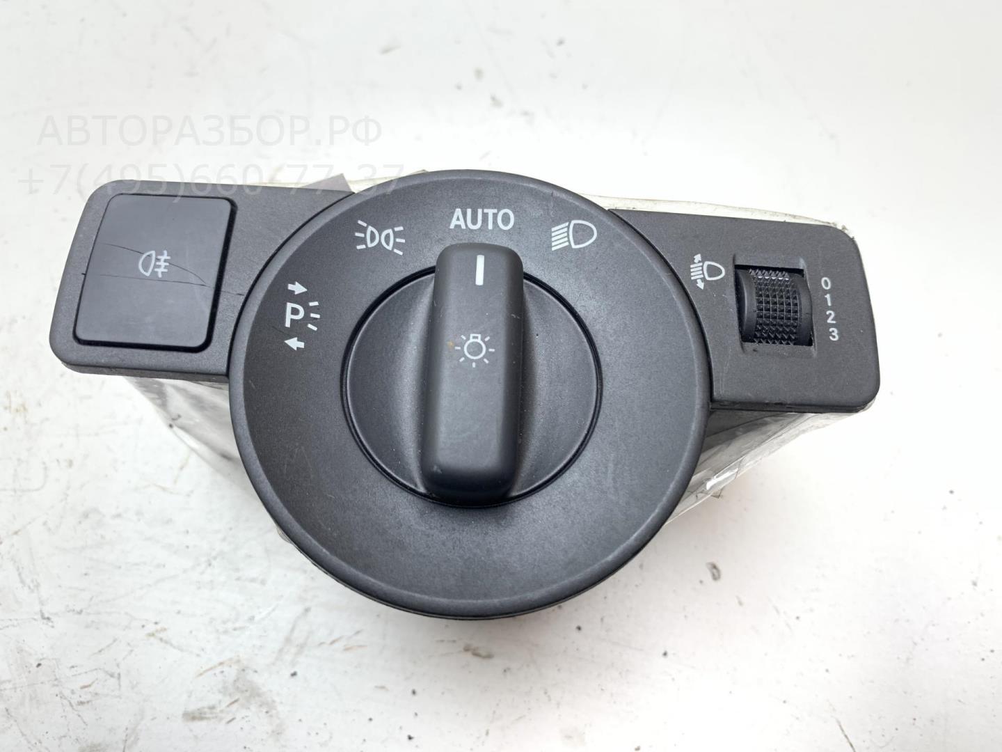 Переключатель света фар