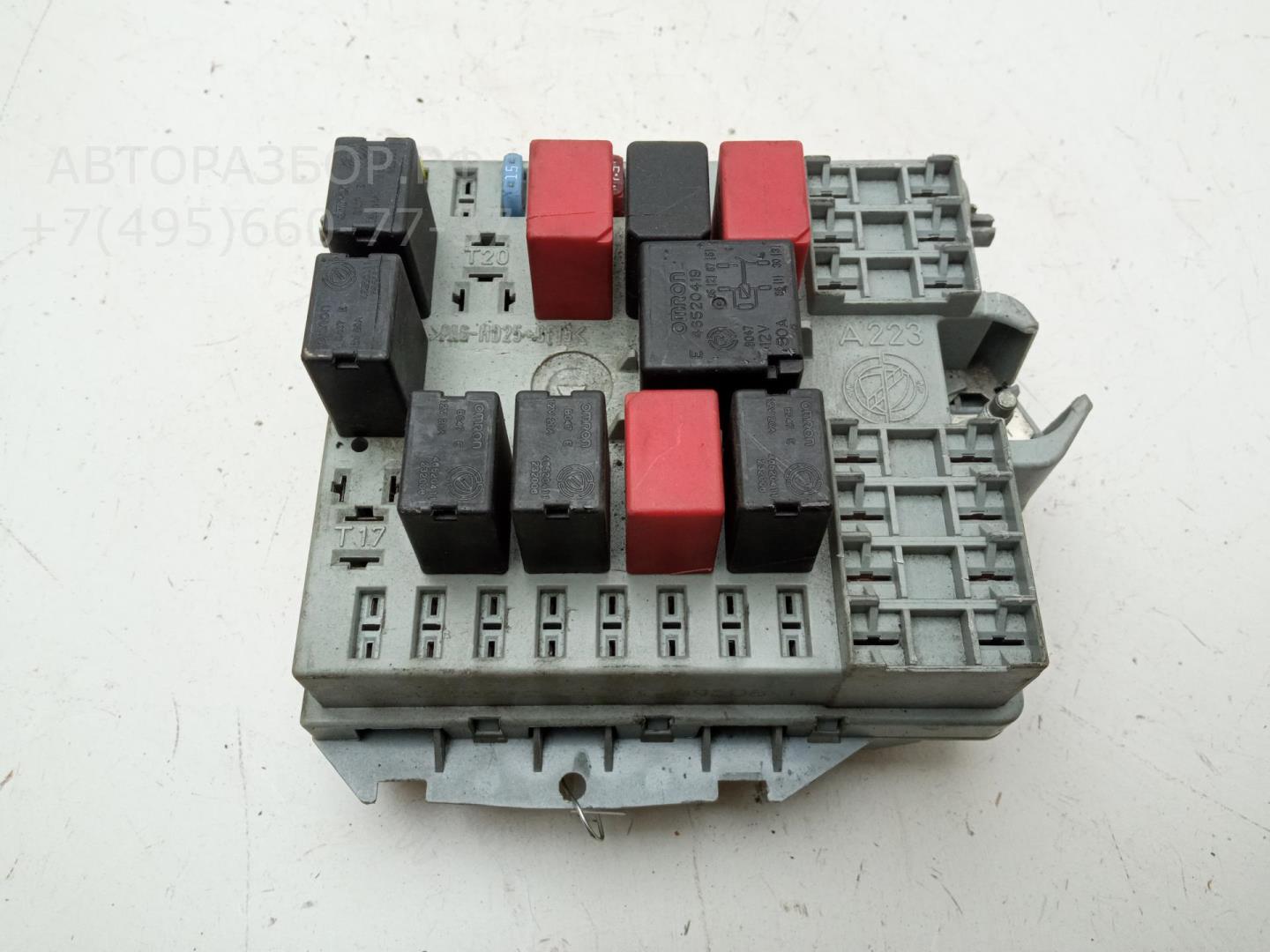 Блок предохранителей