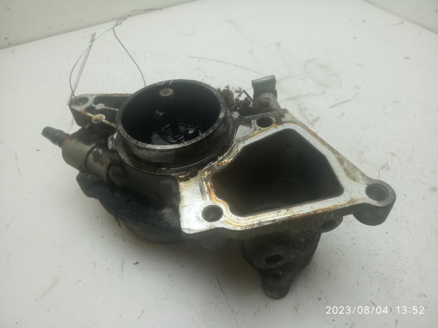 Насос вакуумный