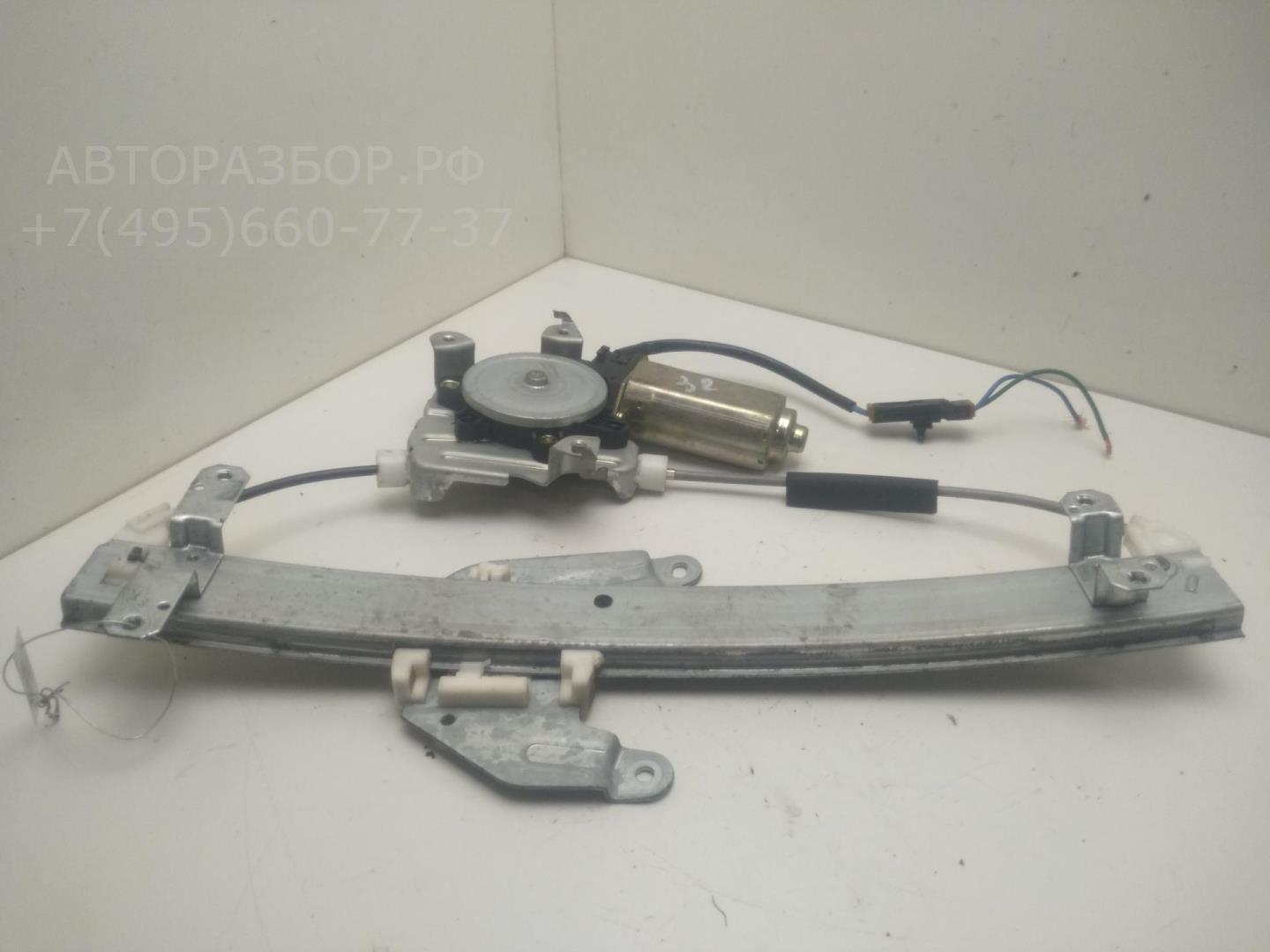 Стеклоподъемник электр. задний правый