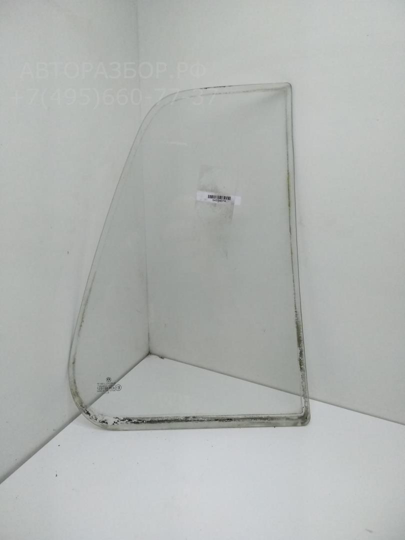 Стекло двери задней левой (форточка)