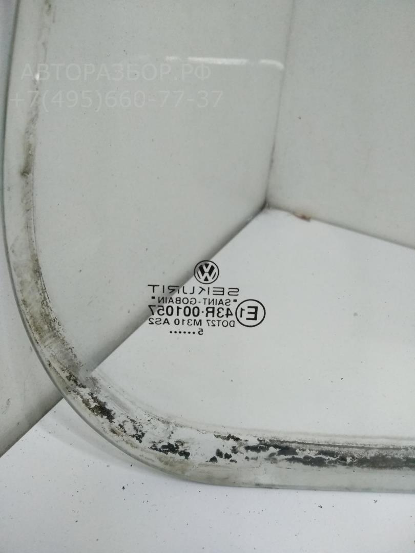 Стекло двери задней левой (форточка)