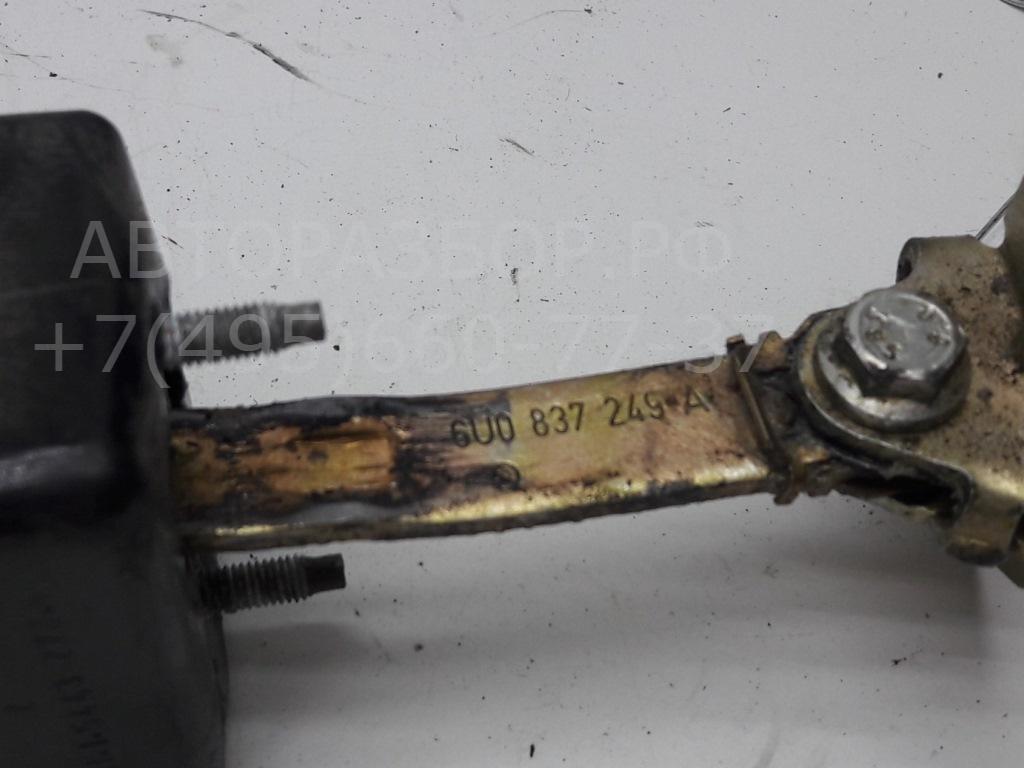 Ограничитель двери