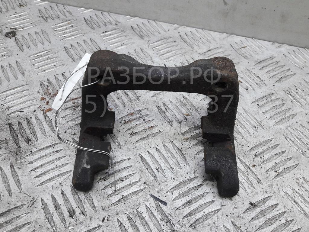 Скоба суппорта заднего