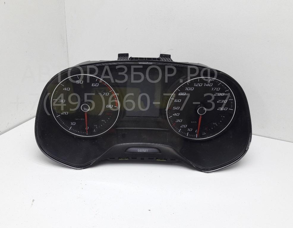 Панель приборов