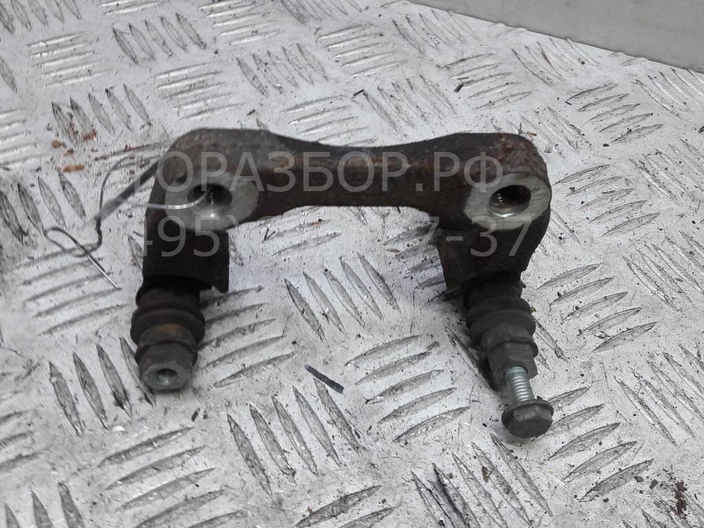 Скоба суппорта заднего