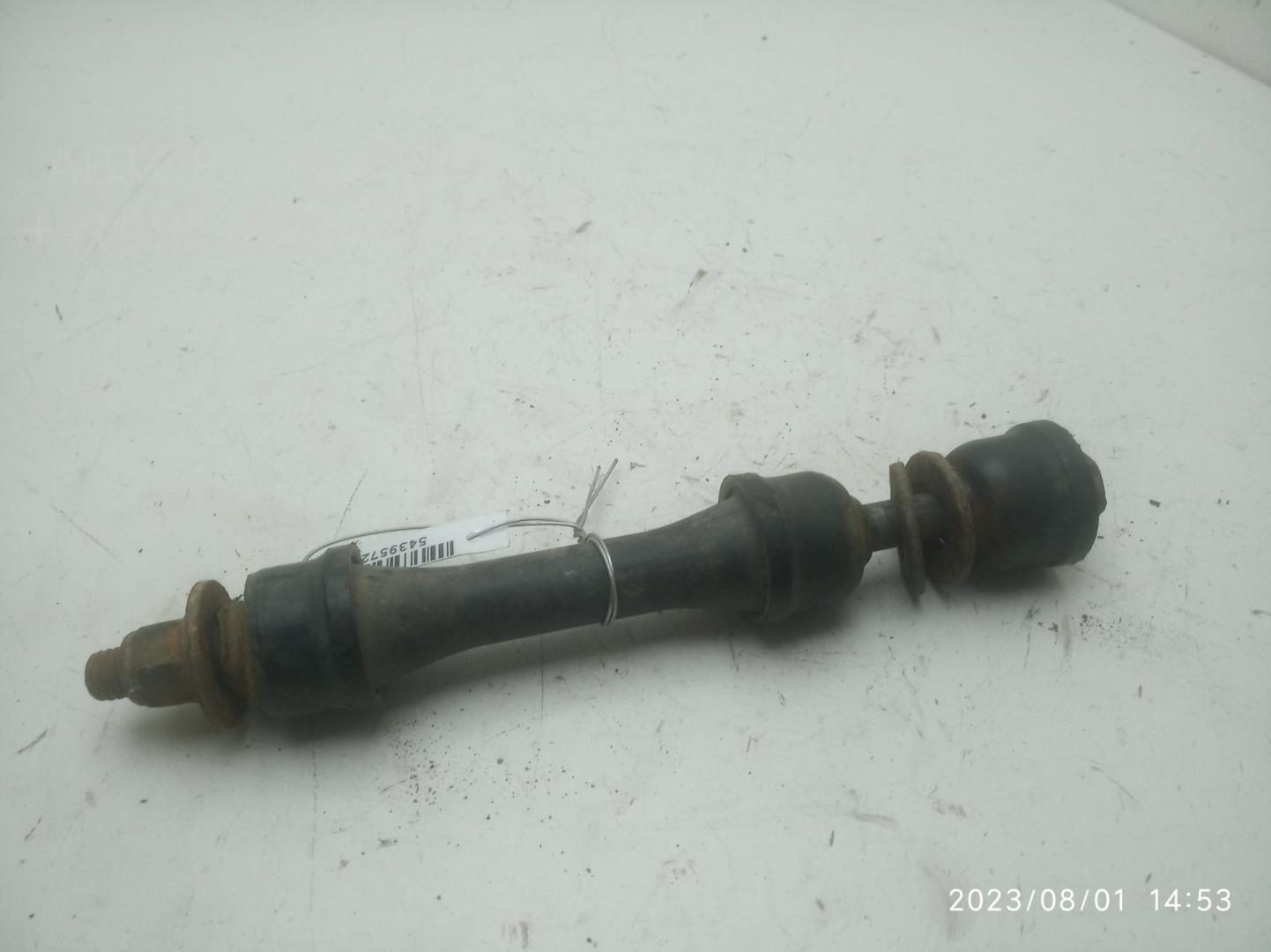 Стойка переднего стабилизатора