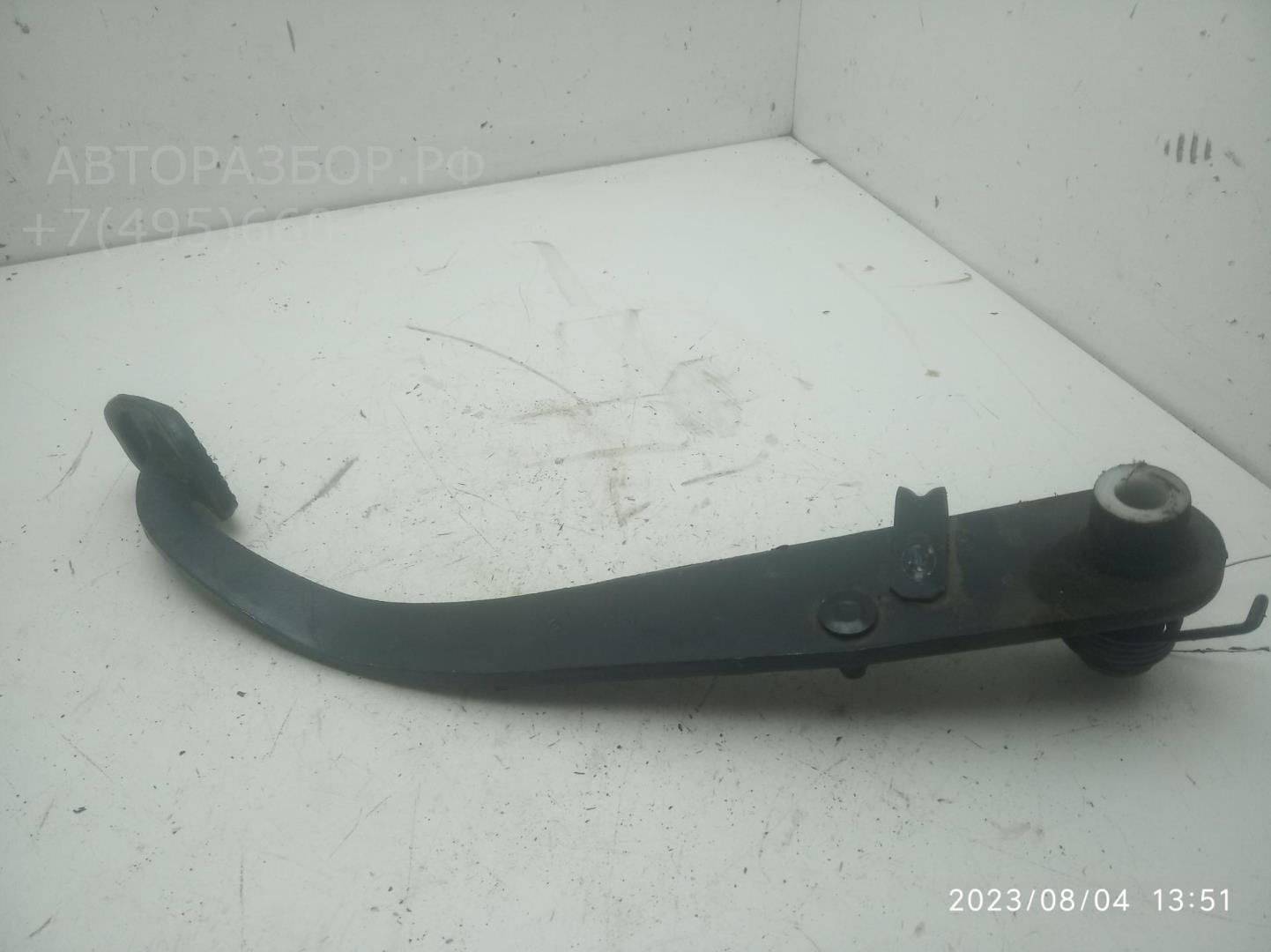 Педаль тормоза