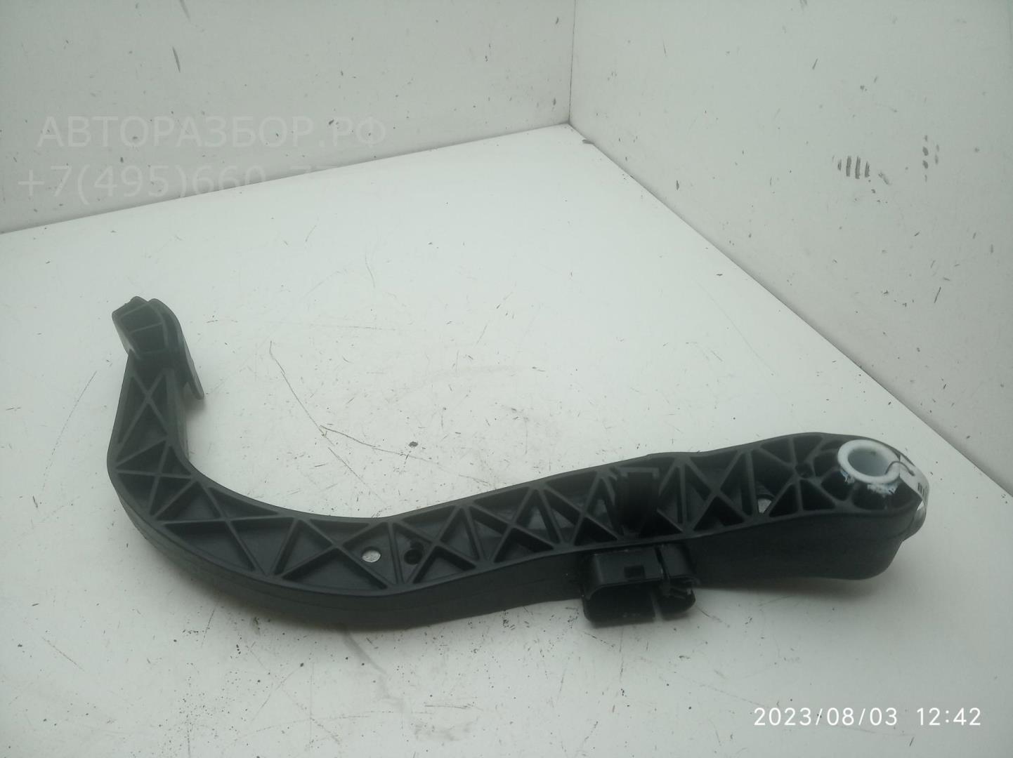 Педаль тормоза