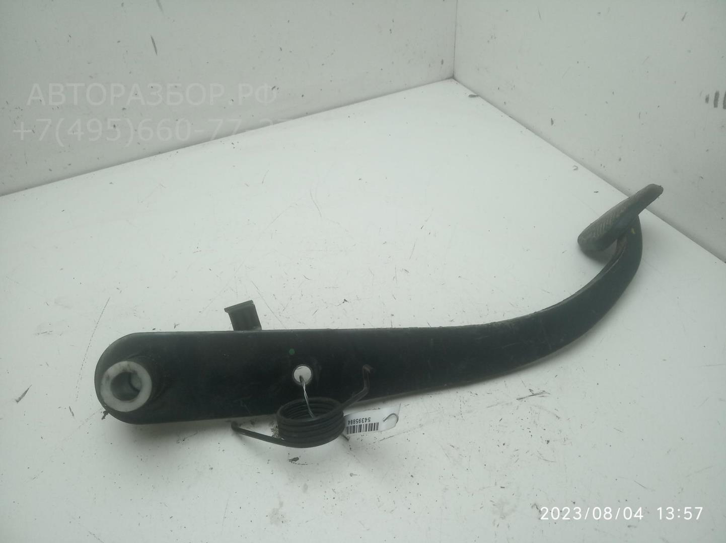 Педаль тормоза