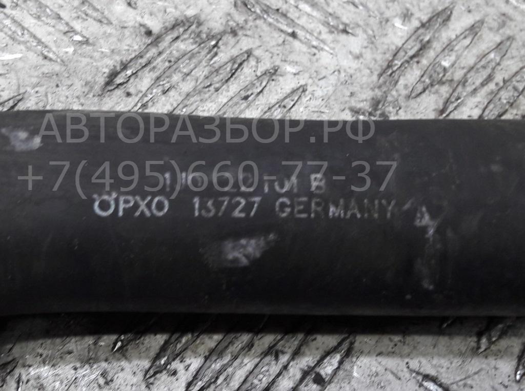 Патрубок радиатора