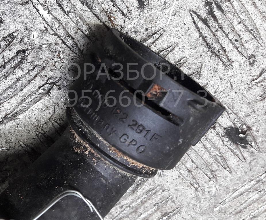 Патрубок радиатора