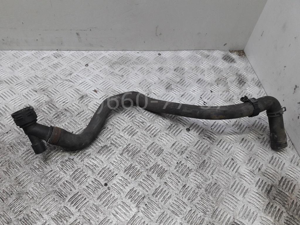 Патрубок радиатора