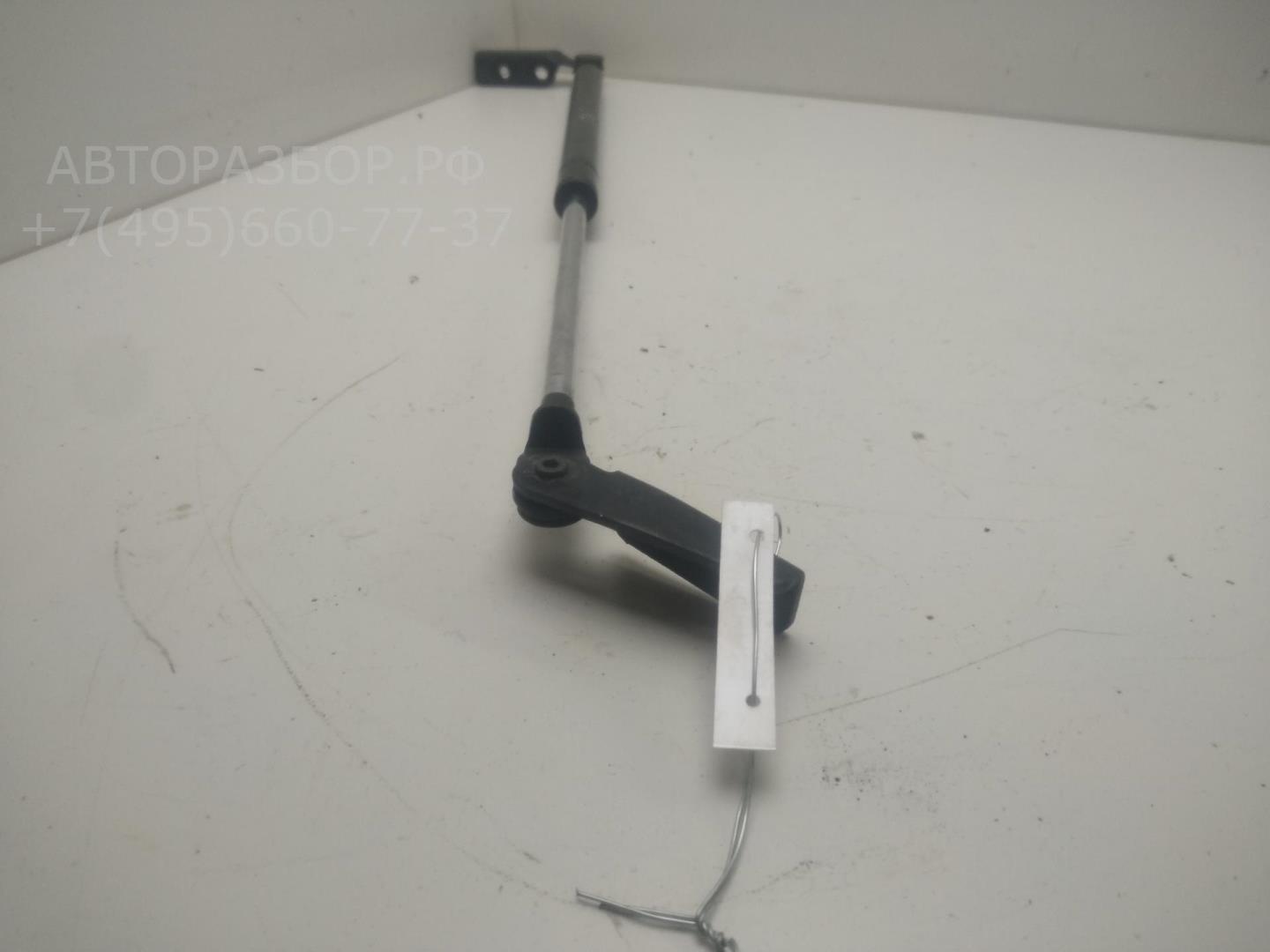 Амортизатор двери багажника