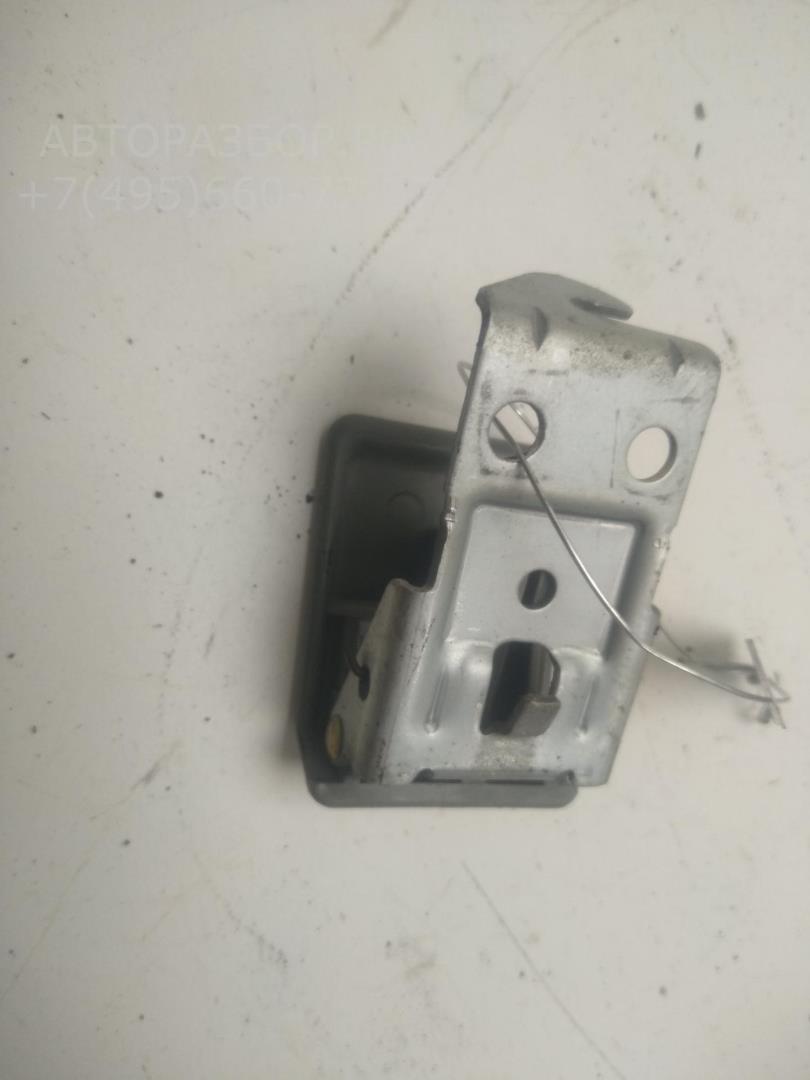 Ручка открывания капота