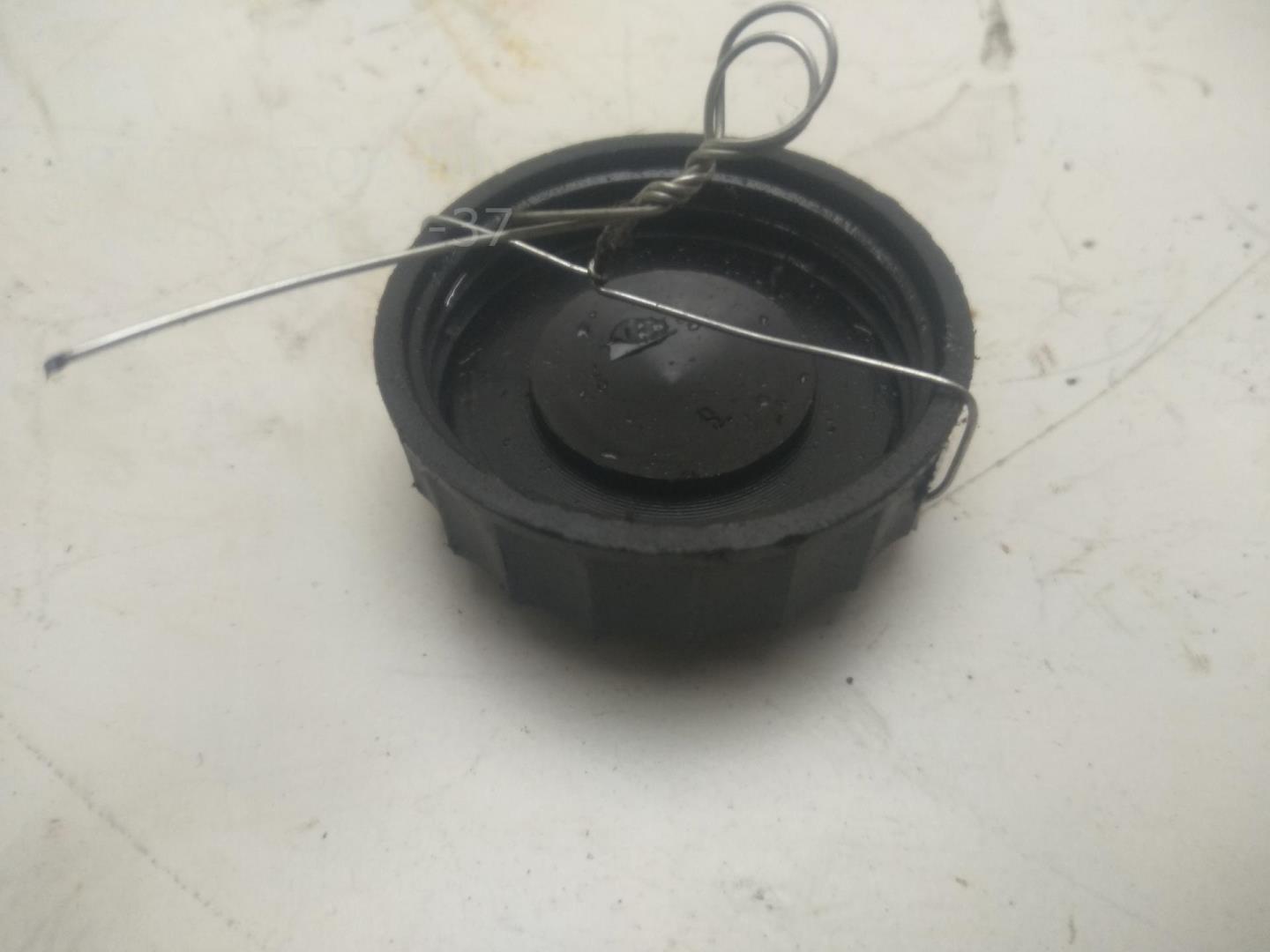 Крышка бачка тормозной жидкости