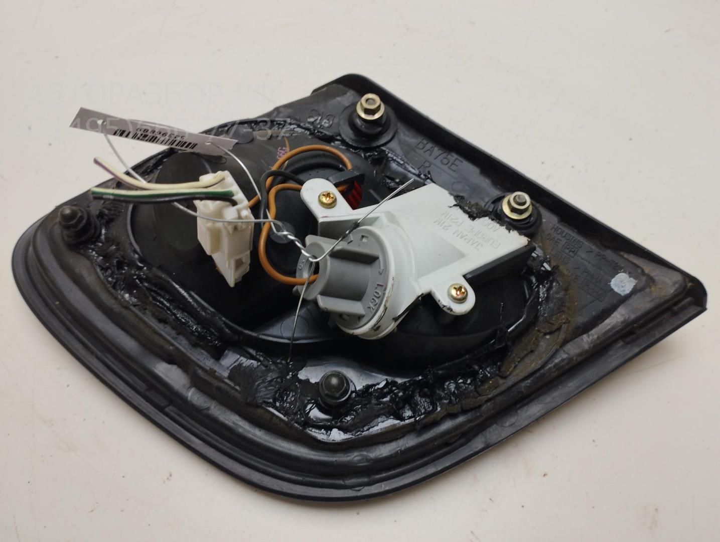 Фонарь задний внутренний правый