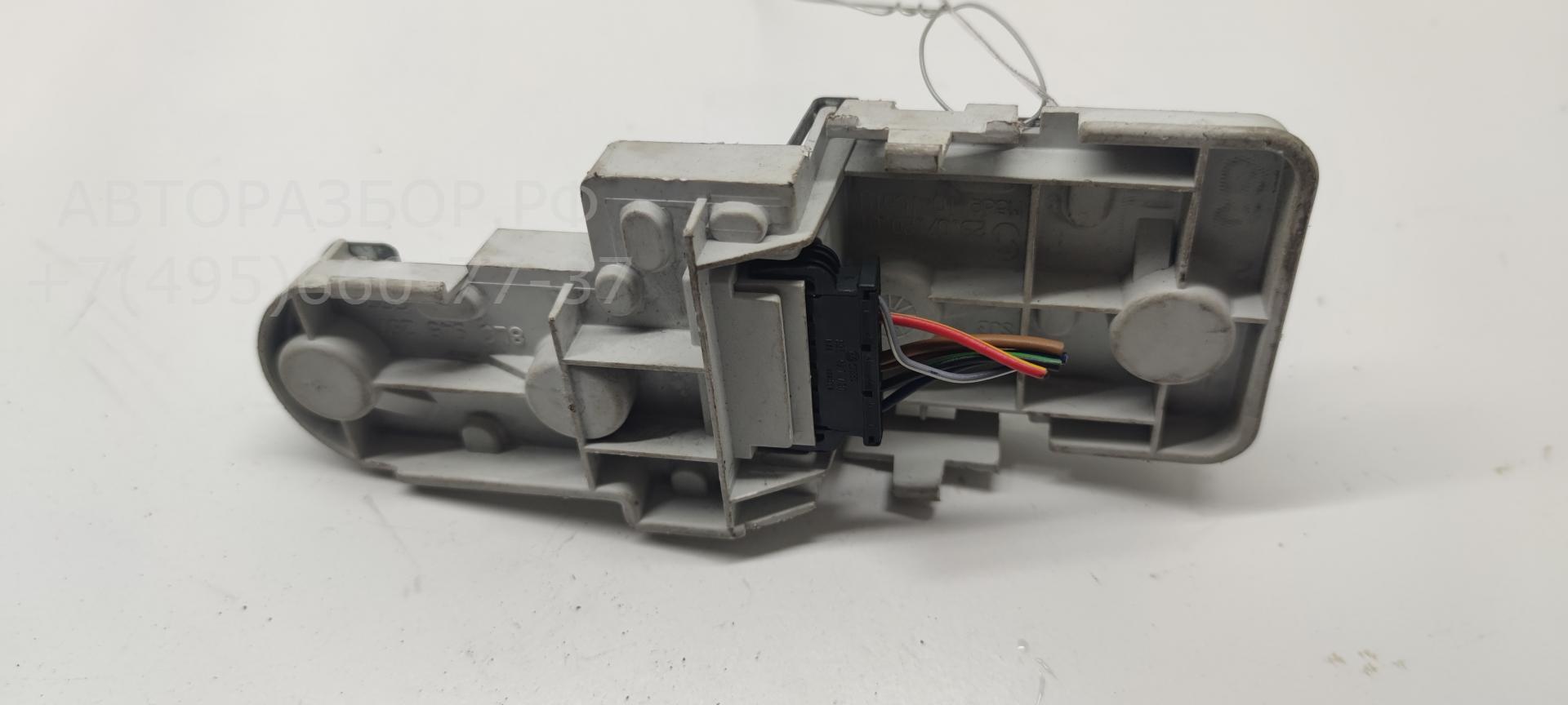 Плата заднего фонаря правого