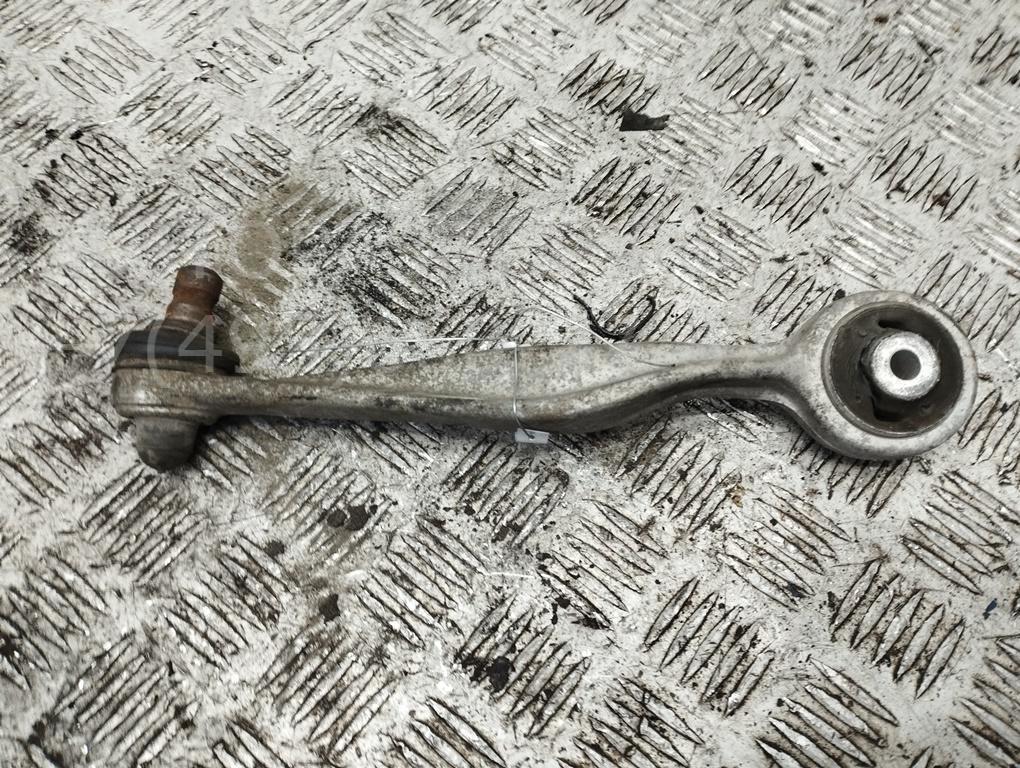 Рычаг передний правый