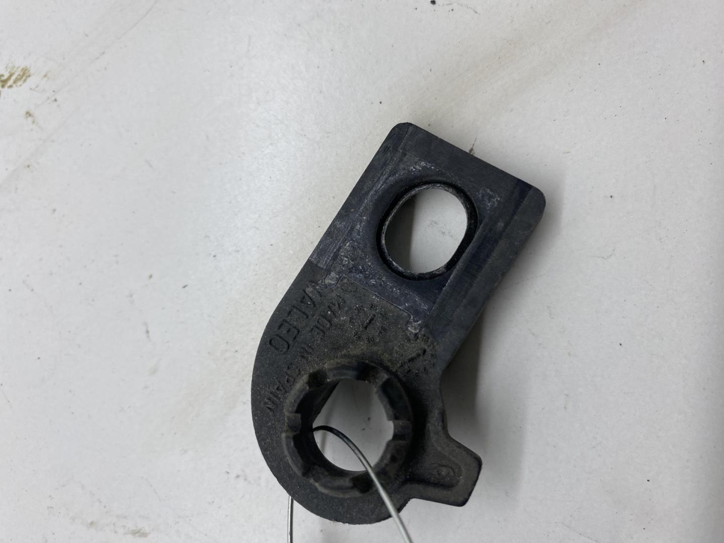 Кронштейн (сопут. товар)