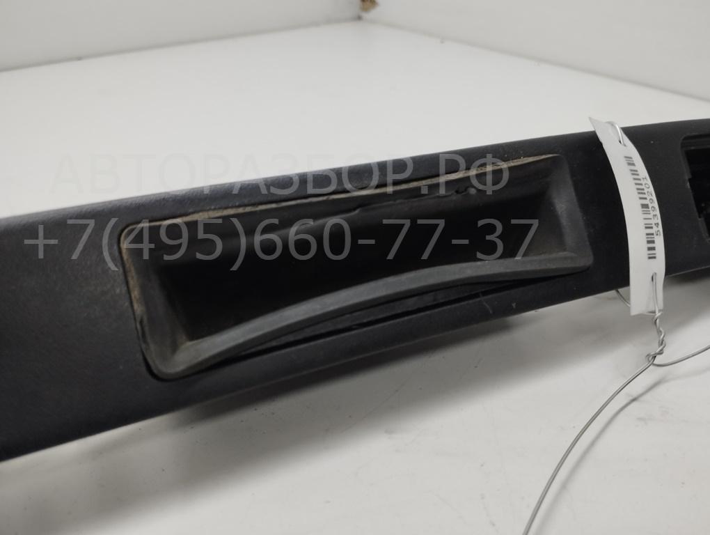 Накладка крышки багажника