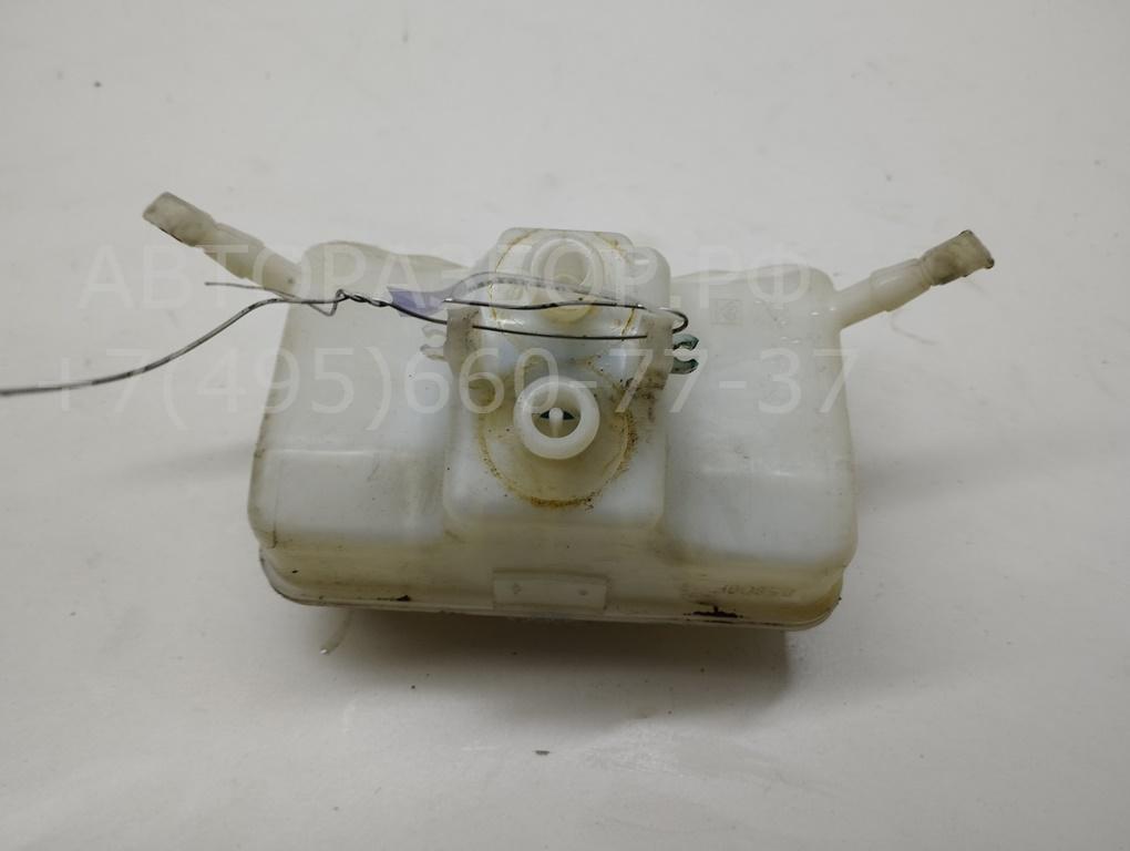 Бачок главного тормозного цилиндра